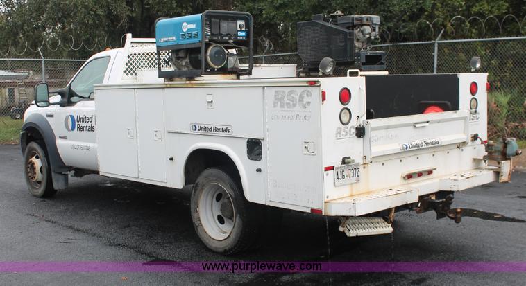 image for item H8398 2006 Ford F550 Super Duty XL service truck