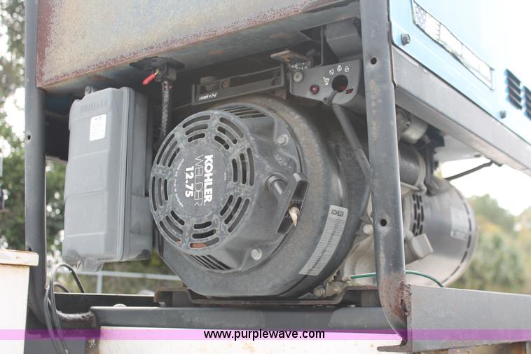 image for item H8398 2006 Ford F550 Super Duty XL service truck