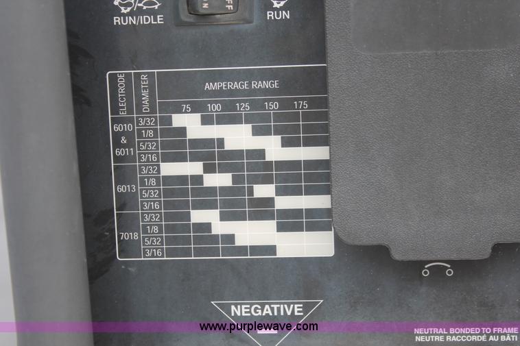 image for item H8398 2006 Ford F550 Super Duty XL service truck