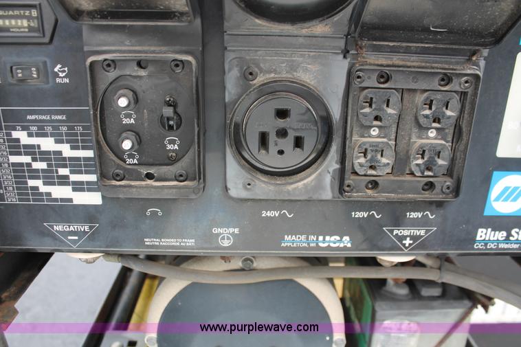 image for item H8398 2006 Ford F550 Super Duty XL service truck