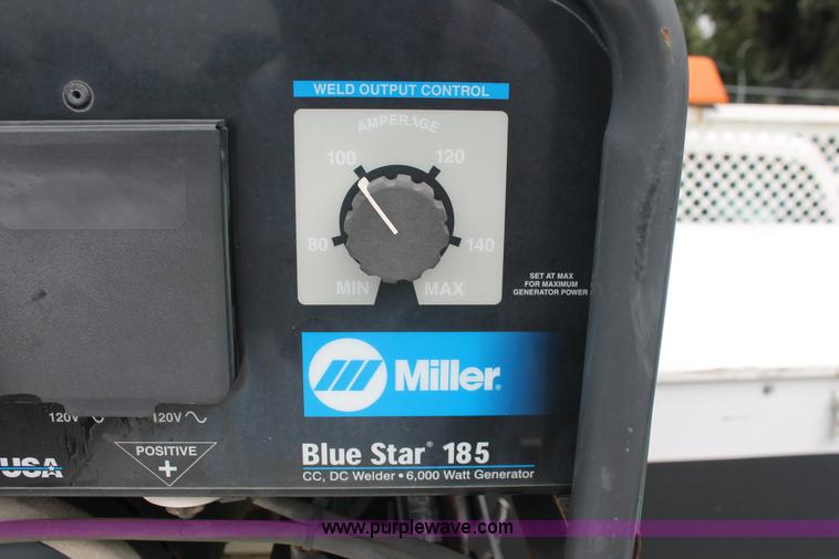 image for item H8398 2006 Ford F550 Super Duty XL service truck