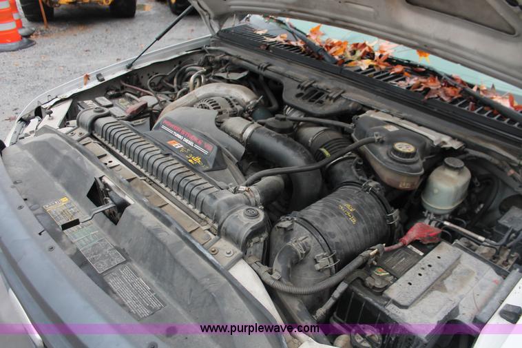 image for item H8399 2005 Ford F450 Super Duty XL stake truck