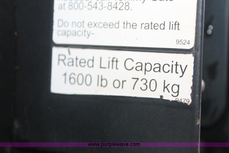 image for item H8399 2005 Ford F450 Super Duty XL stake truck