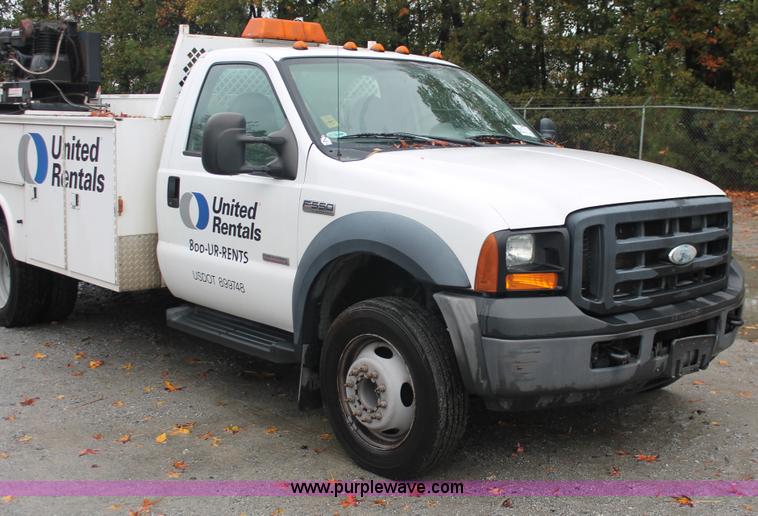 image for item H8400 2006 Ford F550 Super Duty XL service truck