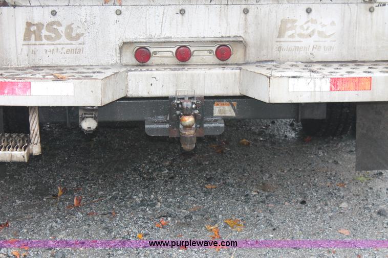 image for item H8400 2006 Ford F550 Super Duty XL service truck