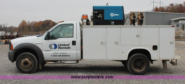 image for item H8401 2005 Ford F550 Super Duty XL service truck