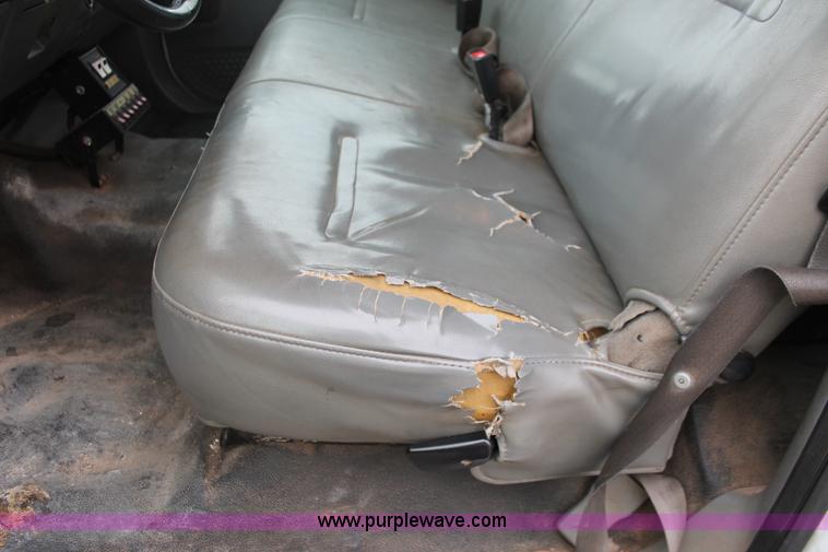 image for item H8401 2005 Ford F550 Super Duty XL service truck