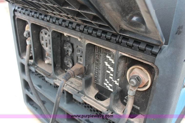 image for item H8401 2005 Ford F550 Super Duty XL service truck