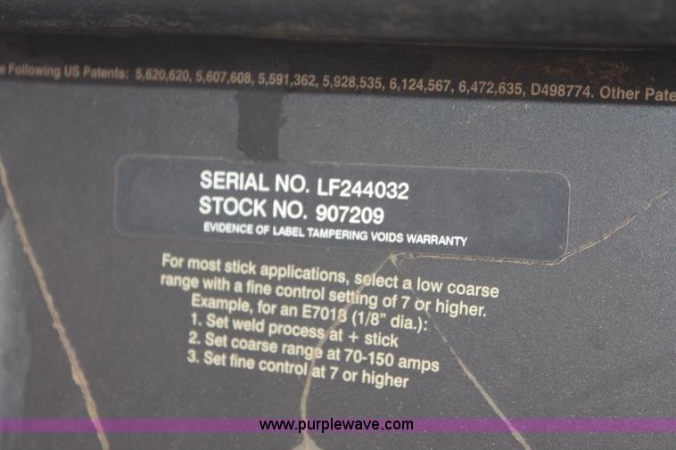 image for item H8401 2005 Ford F550 Super Duty XL service truck