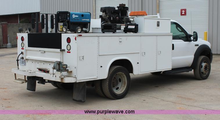 image for item H8402 2007 Ford F550 Super Duty XL service truck