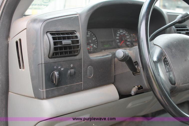 image for item H8402 2007 Ford F550 Super Duty XL service truck