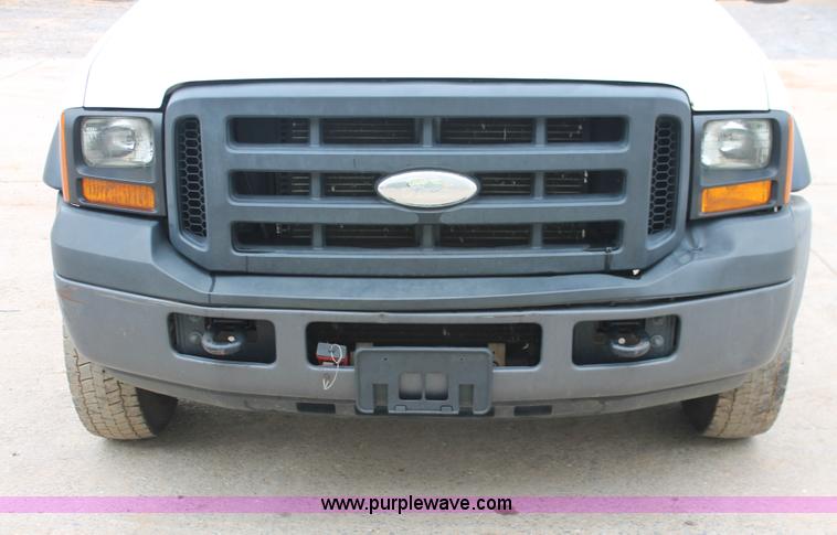 image for item H8402 2007 Ford F550 Super Duty XL service truck
