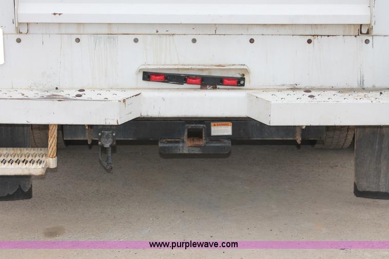 image for item H8402 2007 Ford F550 Super Duty XL service truck