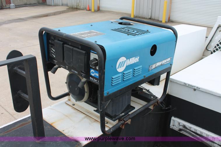 image for item H8402 2007 Ford F550 Super Duty XL service truck