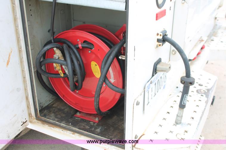 image for item H8402 2007 Ford F550 Super Duty XL service truck