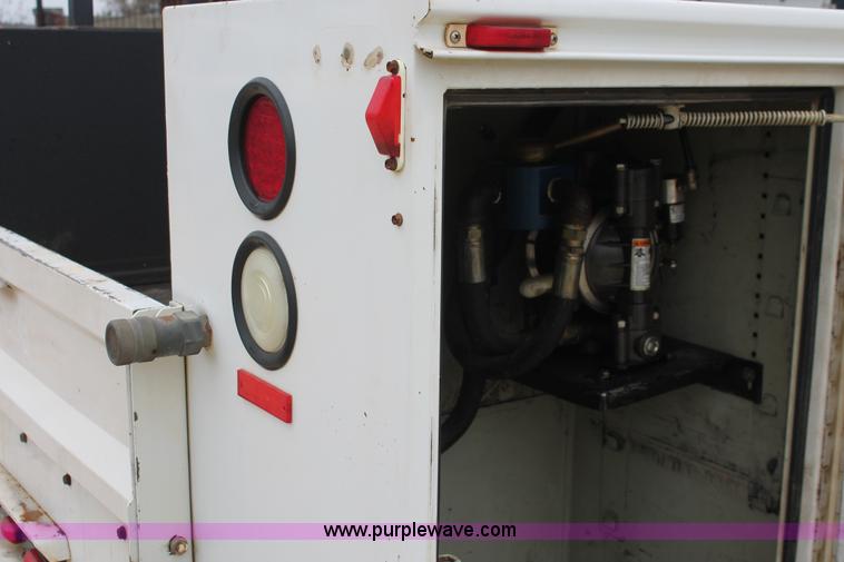 image for item H8402 2007 Ford F550 Super Duty XL service truck