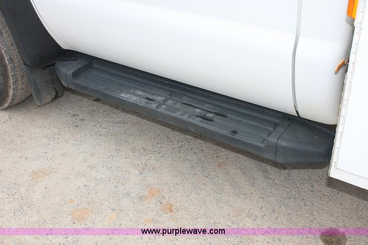 image for item H8402 2007 Ford F550 Super Duty XL service truck