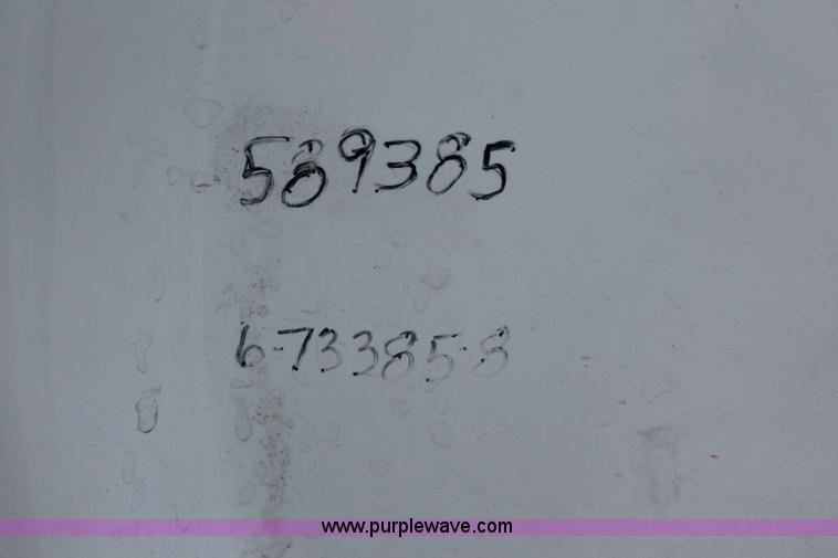 image for item H8404 2006 Ford F350 Super Duty XL service truck