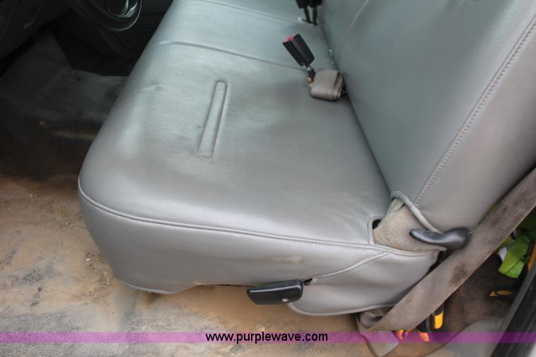 image for item H8405 2007 Ford F550 Super Duty XL service truck