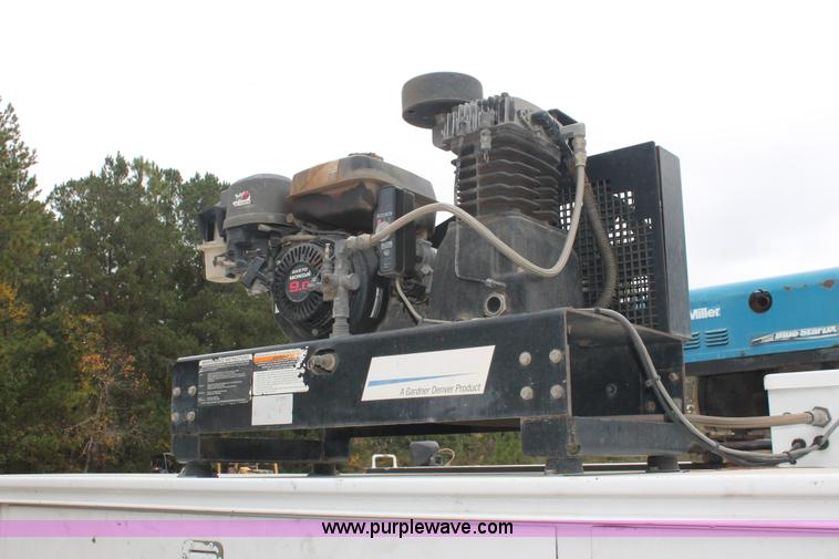 image for item H8405 2007 Ford F550 Super Duty XL service truck