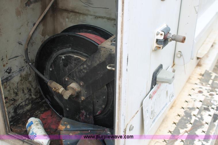 image for item H8405 2007 Ford F550 Super Duty XL service truck