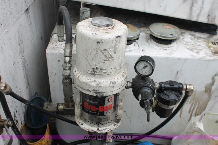 image for item H8405 2007 Ford F550 Super Duty XL service truck