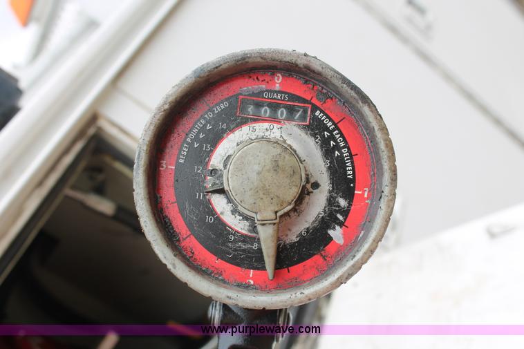 image for item H8405 2007 Ford F550 Super Duty XL service truck