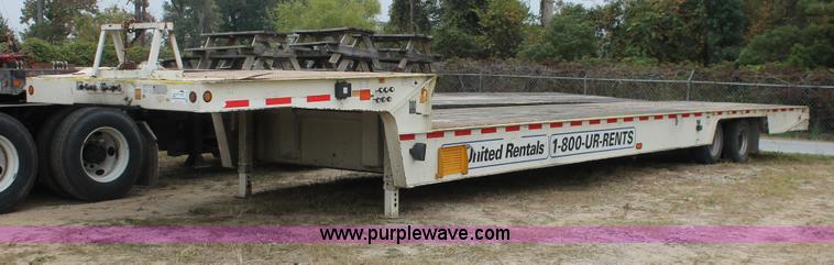 image for item H8406 2008 Trail King TK80HT Hydratail trailer