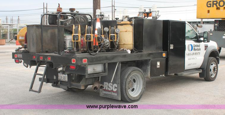 image for item H8408 2008 Ford F550 XL Super Duty flatbed service truck