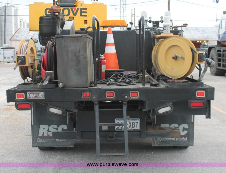 image for item H8408 2008 Ford F550 XL Super Duty flatbed service truck