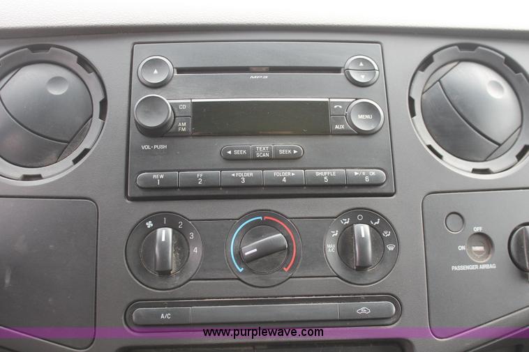 image for item H8408 2008 Ford F550 XL Super Duty flatbed service truck