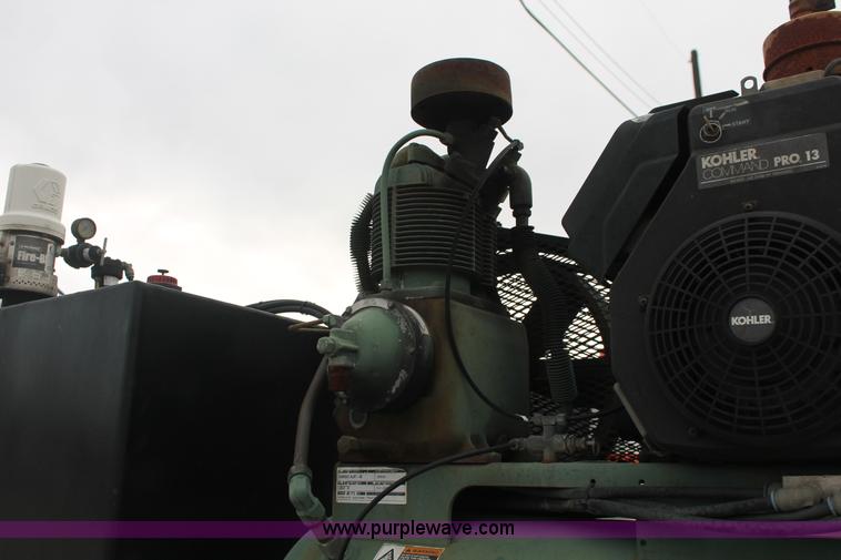 image for item H8408 2008 Ford F550 XL Super Duty flatbed service truck