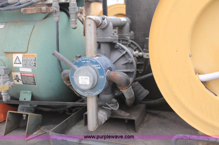 image for item H8408 2008 Ford F550 XL Super Duty flatbed service truck