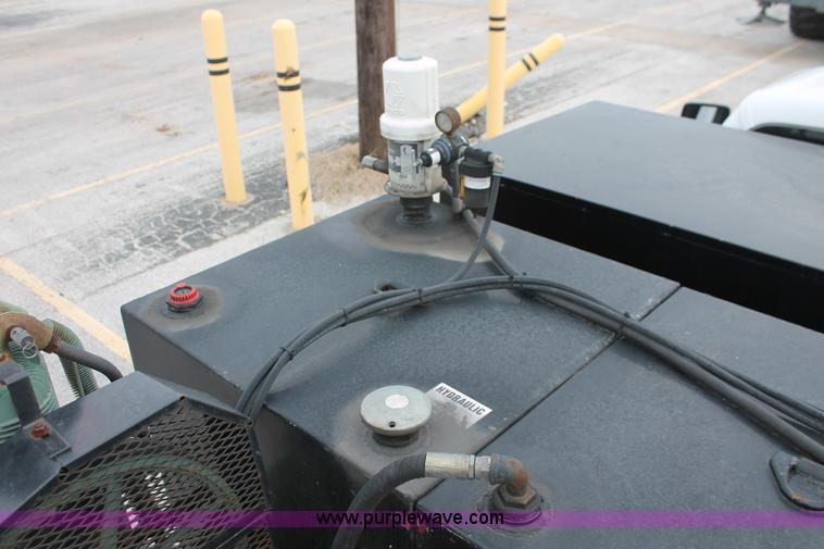 image for item H8408 2008 Ford F550 XL Super Duty flatbed service truck