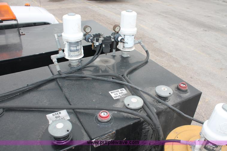 image for item H8408 2008 Ford F550 XL Super Duty flatbed service truck