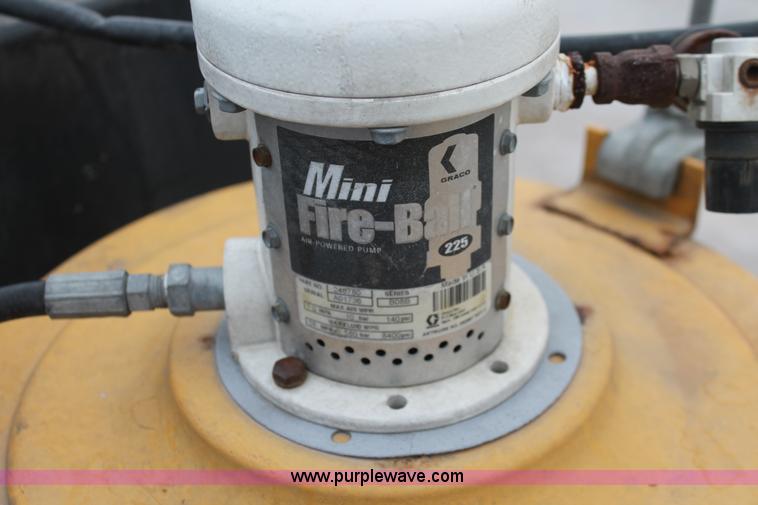 image for item H8408 2008 Ford F550 XL Super Duty flatbed service truck