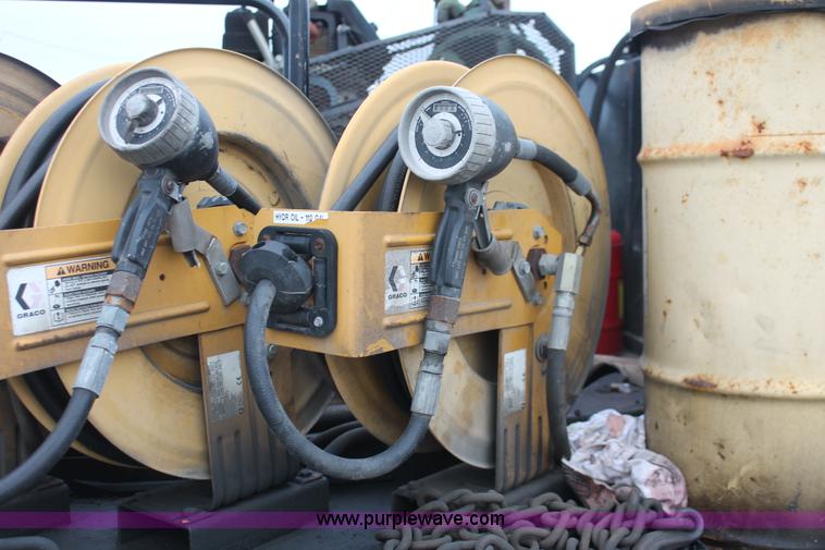 image for item H8408 2008 Ford F550 XL Super Duty flatbed service truck