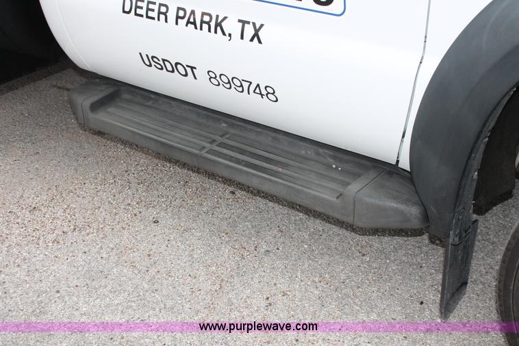 image for item H8408 2008 Ford F550 XL Super Duty flatbed service truck