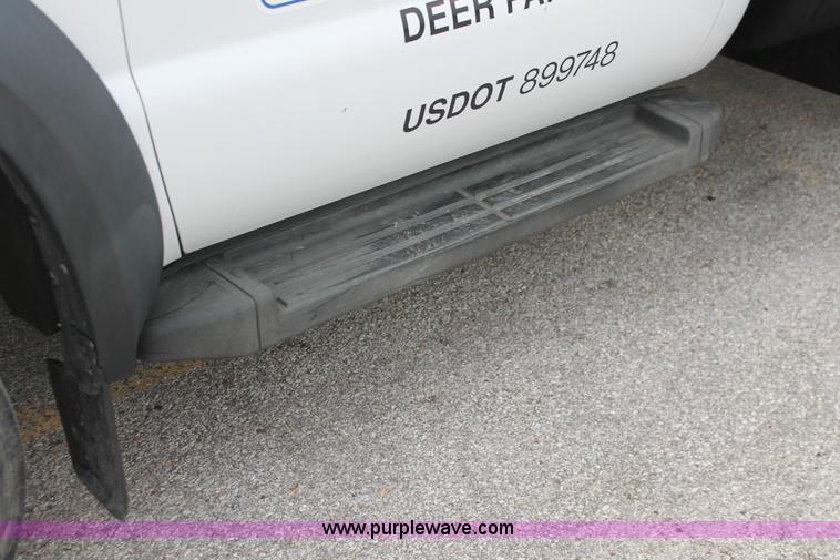 image for item H8408 2008 Ford F550 XL Super Duty flatbed service truck