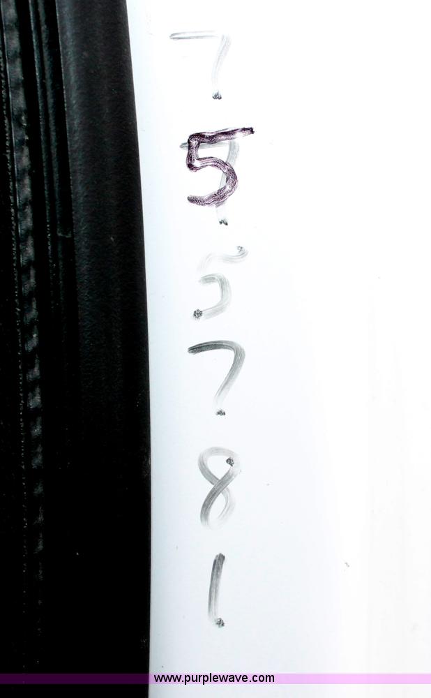 image for item H8408 2008 Ford F550 XL Super Duty flatbed service truck