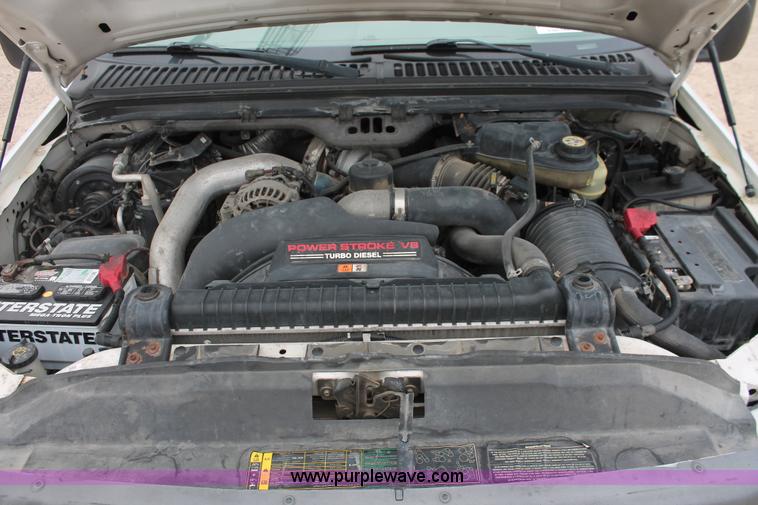 image for item H8409 2004 Ford F350 XL Super Duty utility truck