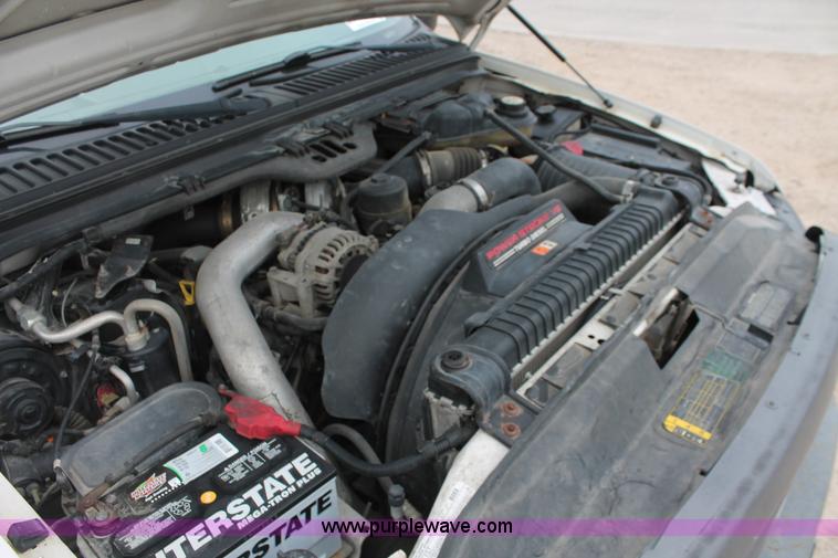 image for item H8409 2004 Ford F350 XL Super Duty utility truck