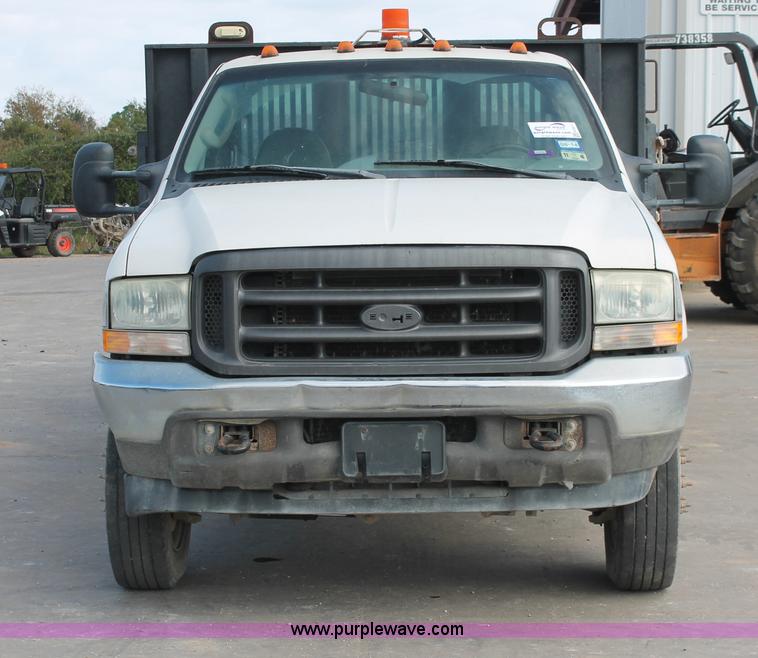 image for item H8411 2004 Ford F450 Super Duty XL stake truck