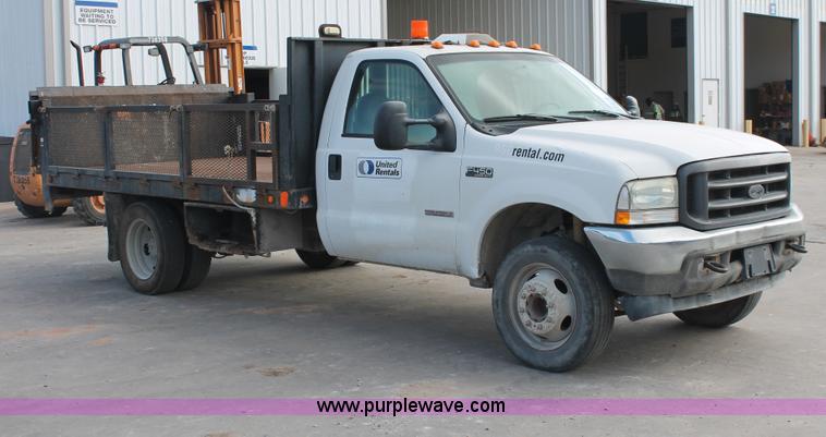 image for item H8411 2004 Ford F450 Super Duty XL stake truck