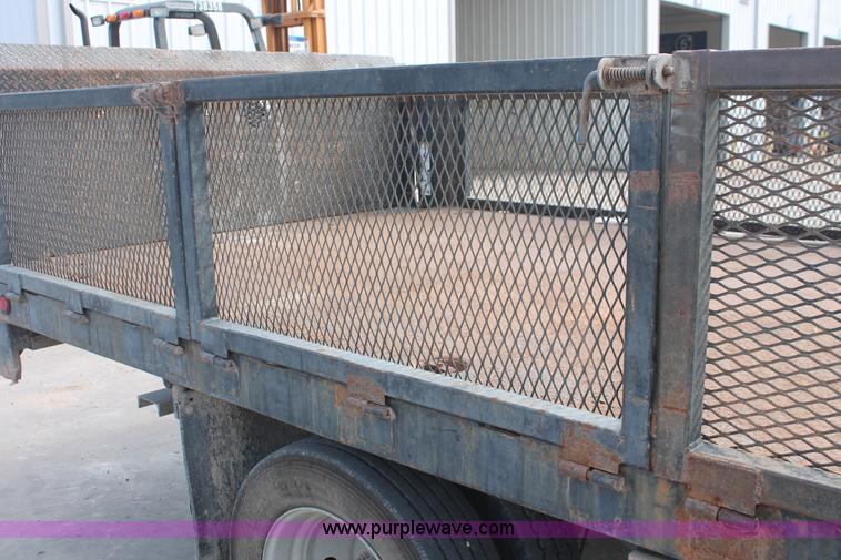 image for item H8411 2004 Ford F450 Super Duty XL stake truck