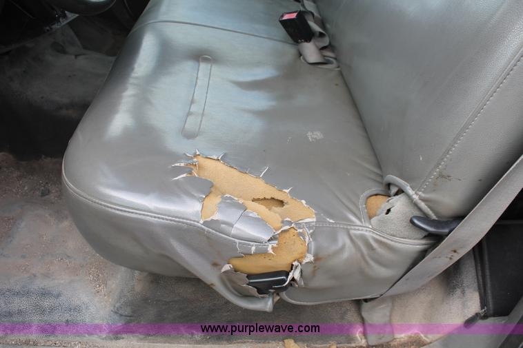 image for item H8412 2005 Ford F450 Super Duty XL stake truck