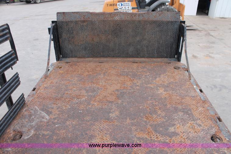 image for item H8412 2005 Ford F450 Super Duty XL stake truck