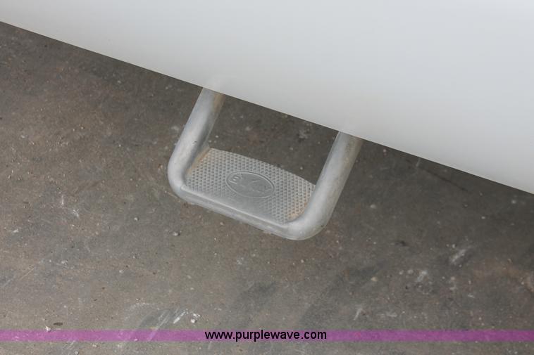 image for item H8412 2005 Ford F450 Super Duty XL stake truck