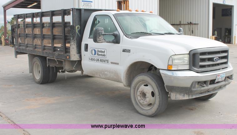 image for item H8413 2004 Ford F450 Super Duty XL stake truck