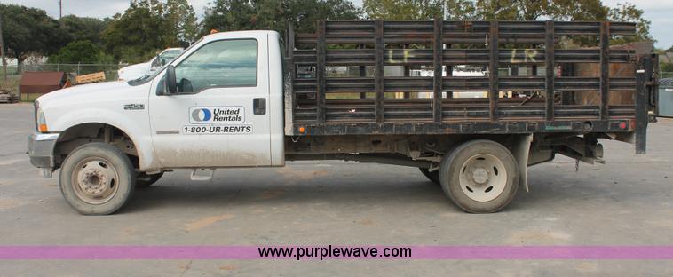 image for item H8413 2004 Ford F450 Super Duty XL stake truck